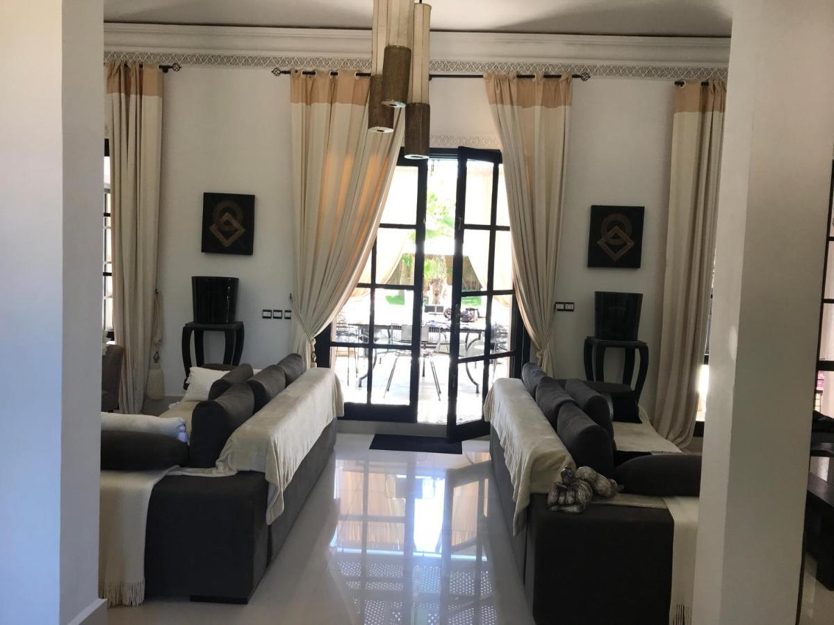 Villa Mano Lagouassem المظهر الخارجي الصورة
